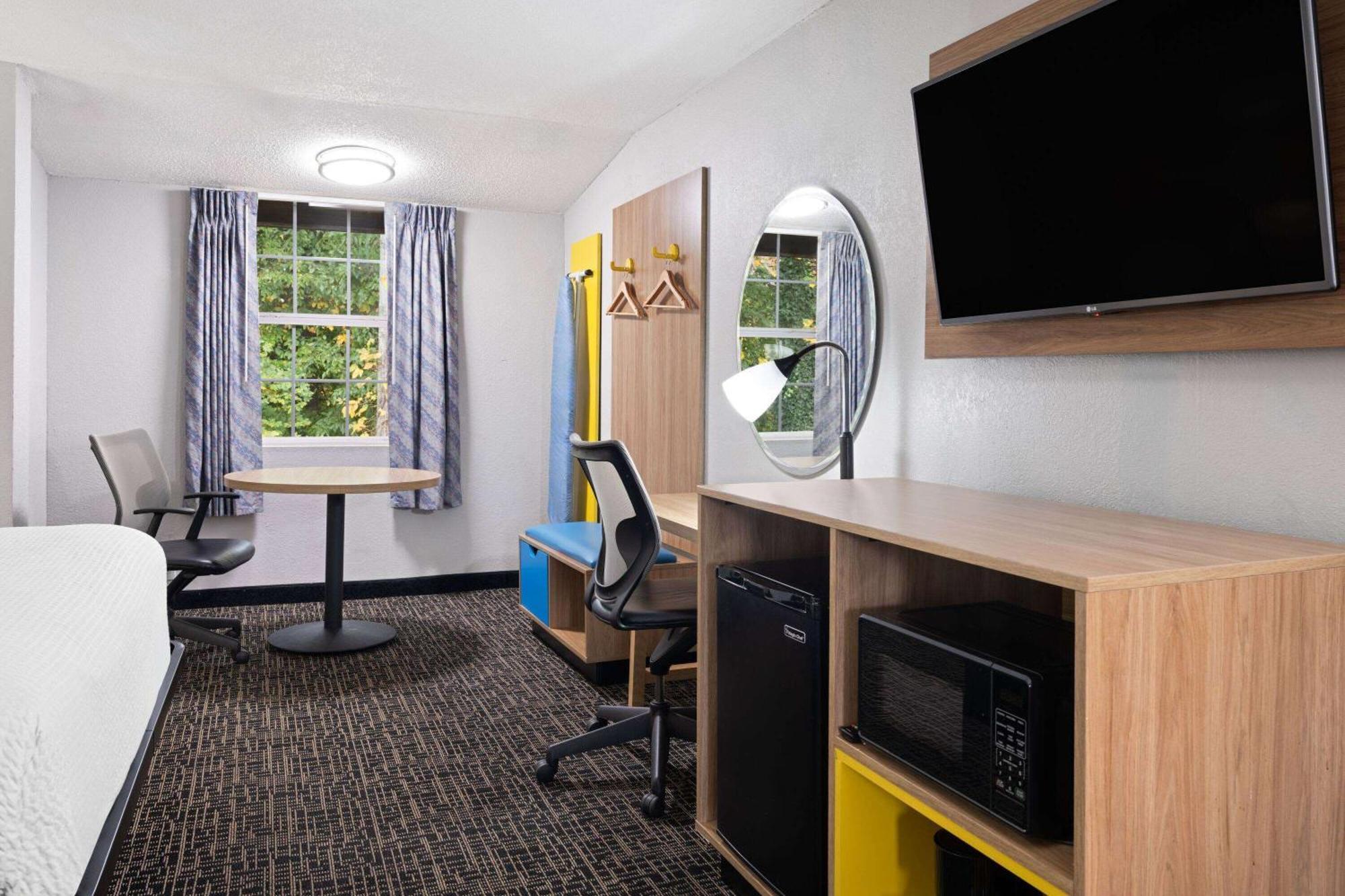 Days Inn By Wyndham Salisbury, Nc Bagian luar foto