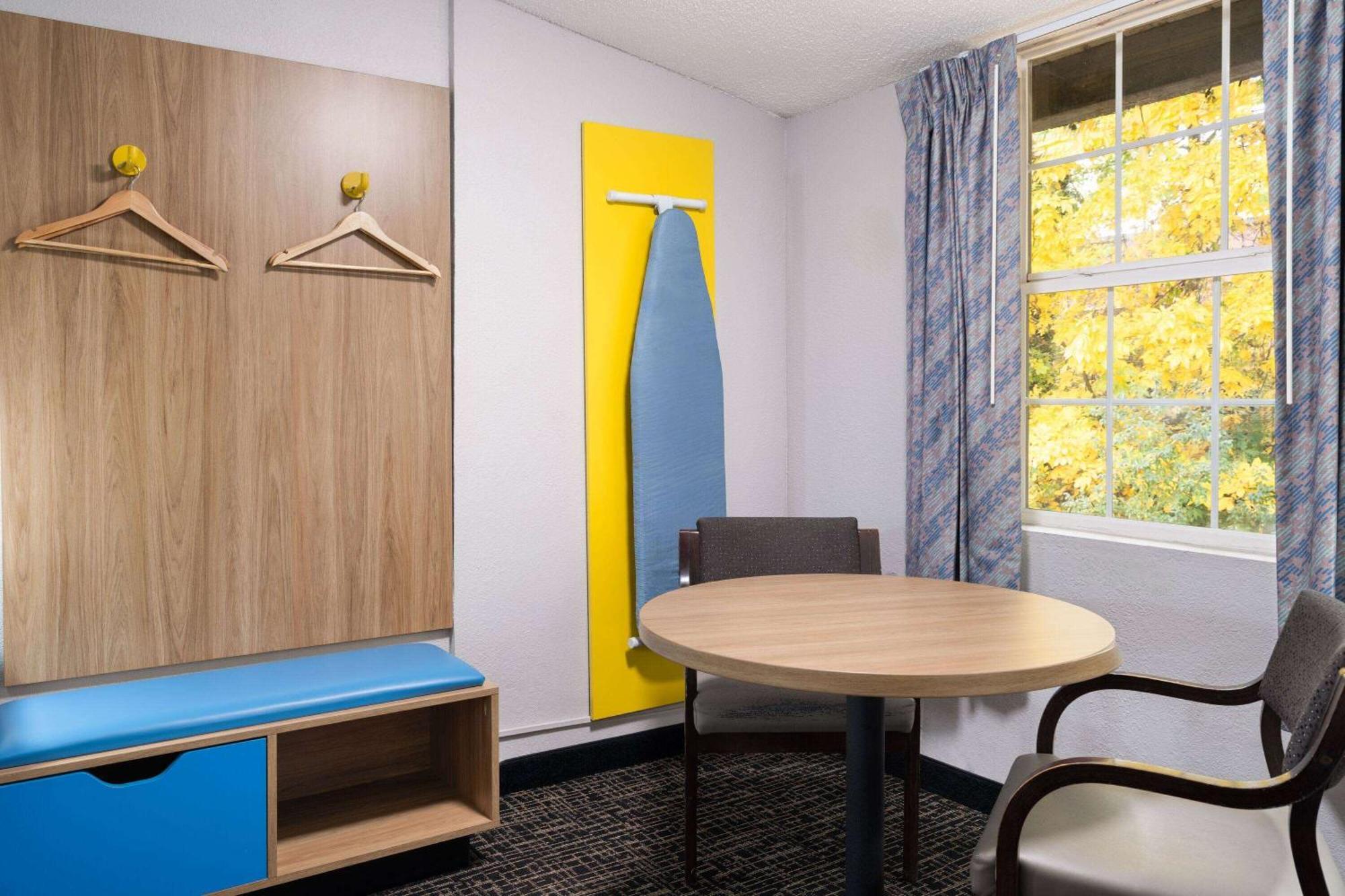 Days Inn By Wyndham Salisbury, Nc Bagian luar foto